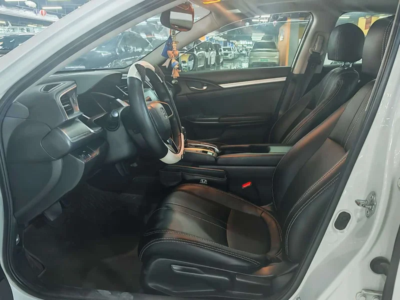 Honda Civic — фото 9
