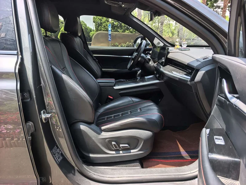 Roewe RX5 MAX — фото 13