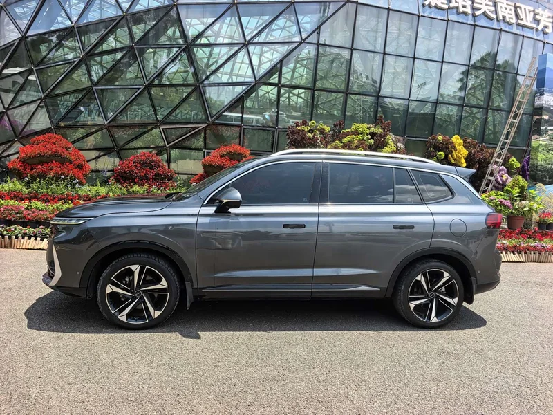 Roewe RX5 MAX — фото 3
