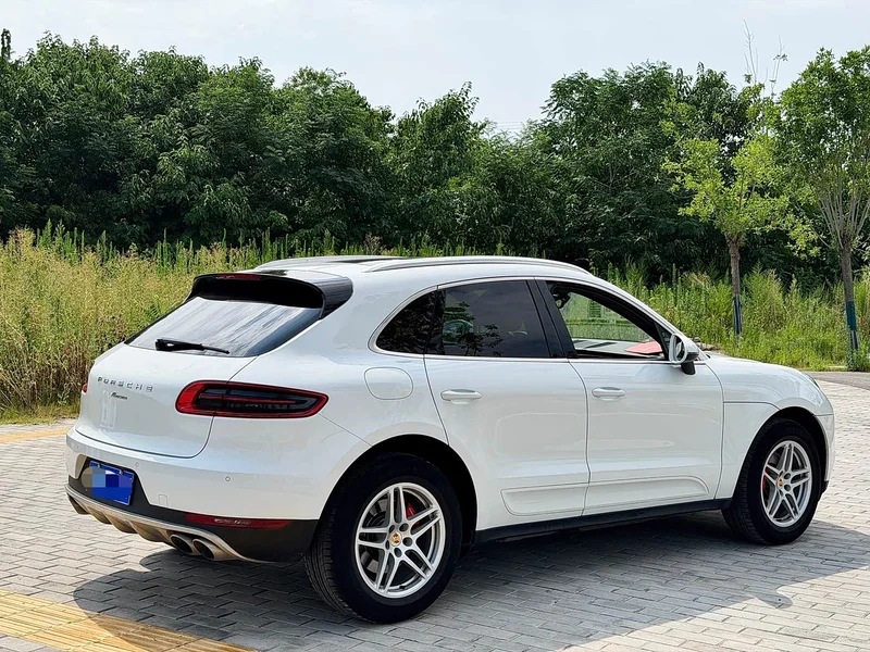 Porsche Macan — фото 5