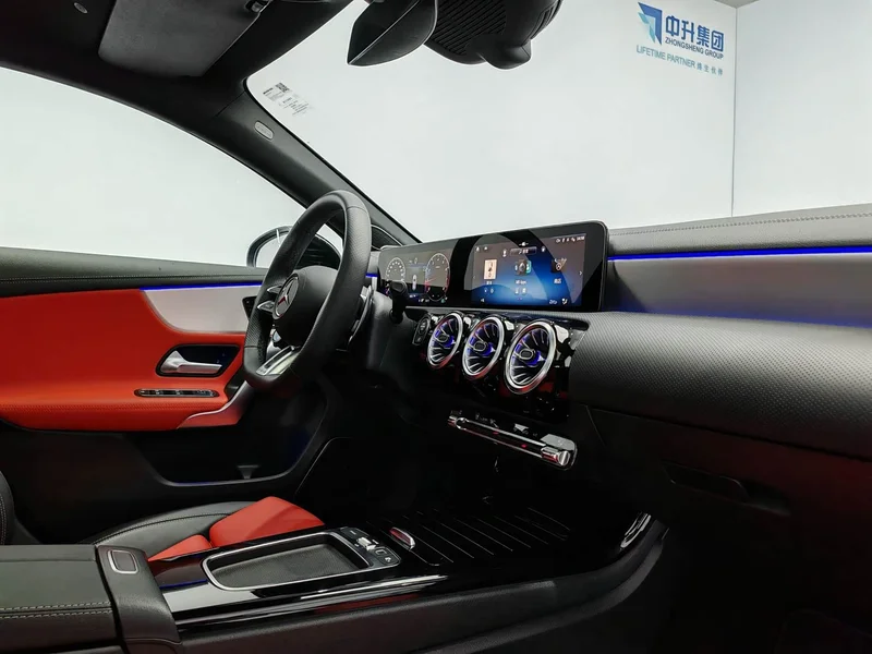Mercedes-Benz A-Class AMG — фото 15