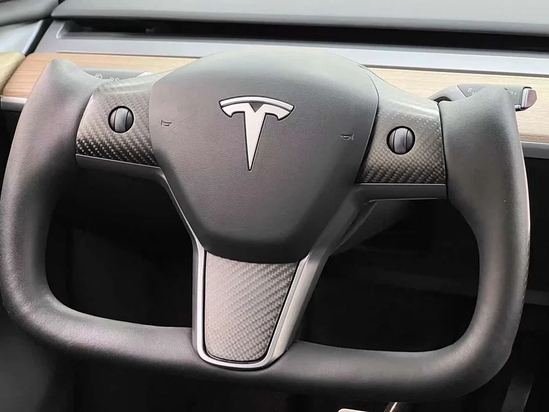 Tesla Model Y — фото 22