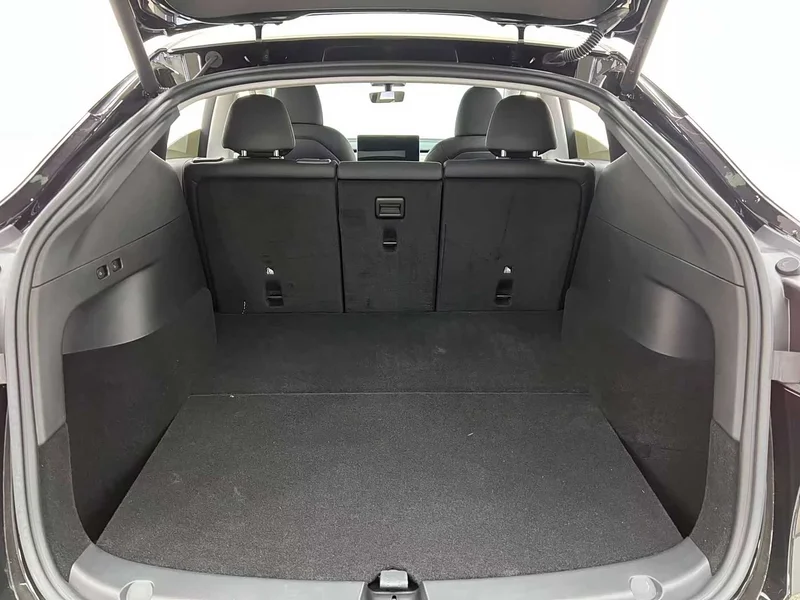 Tesla Model Y — фото 29