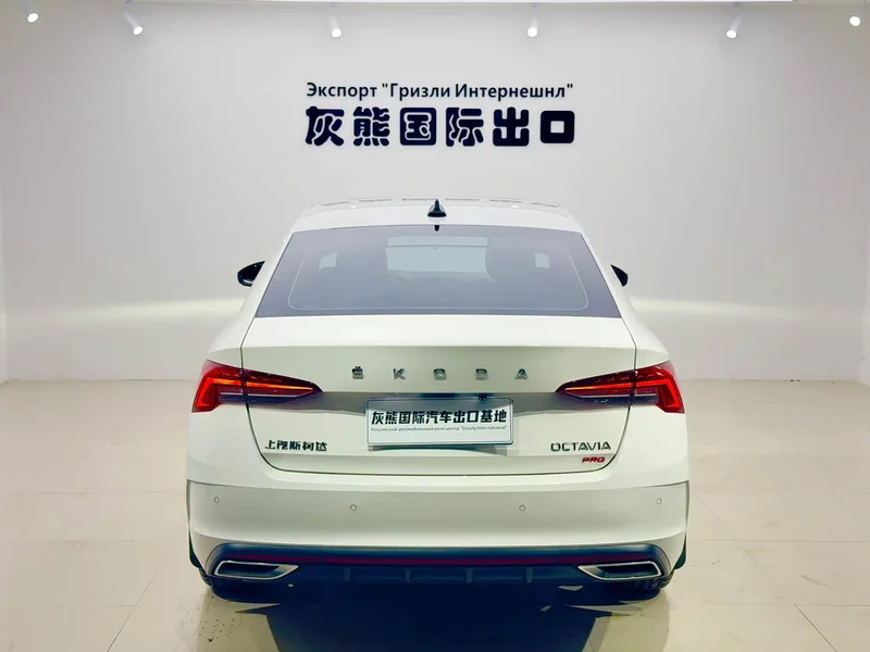 Volkswagen Octavia — фото 5