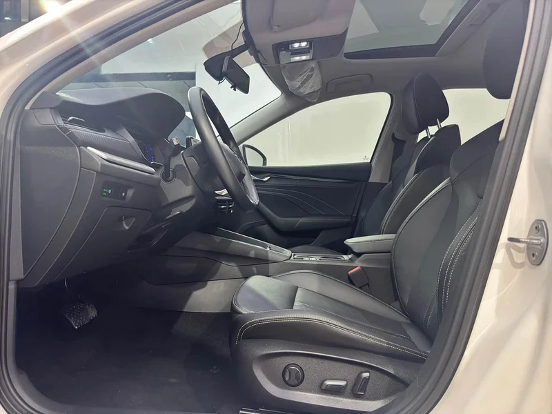 Volkswagen Octavia — фото 7