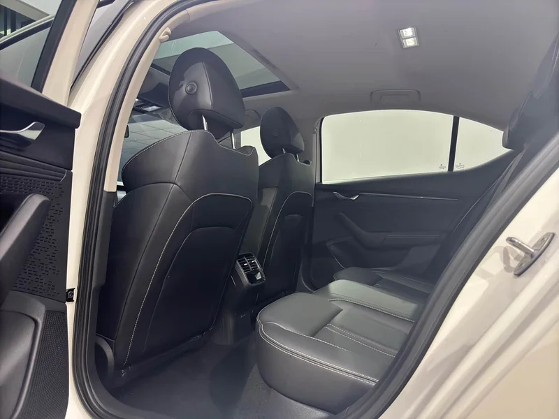 Volkswagen Octavia — фото 8