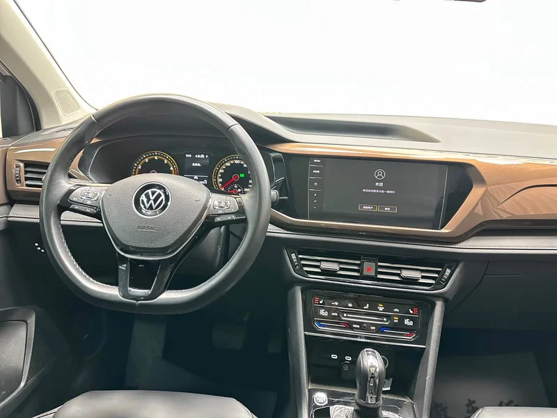 Volkswagen Tharu — фото 21