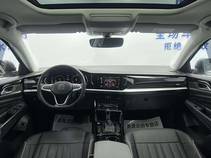 Volkswagen Passat — фото 17
