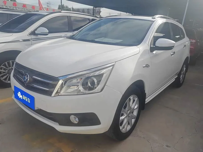 Venucia T70