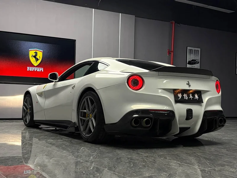 Ferrari F12 Berlinetta — фото 11