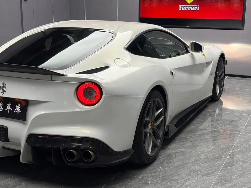 Ferrari F12 Berlinetta — фото 15