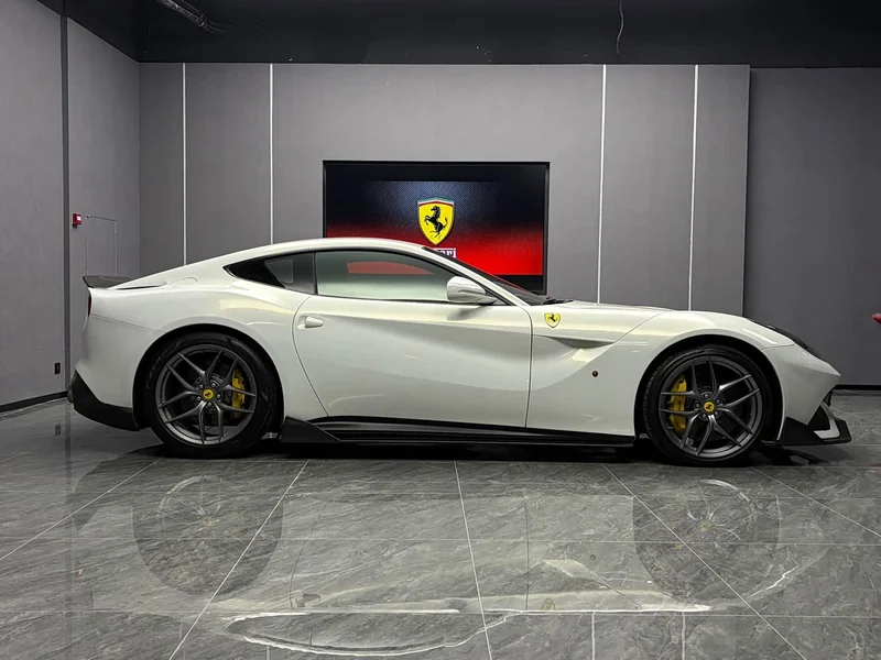 Ferrari F12 Berlinetta — фото 19