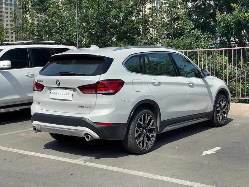BMW X1 — фото 2