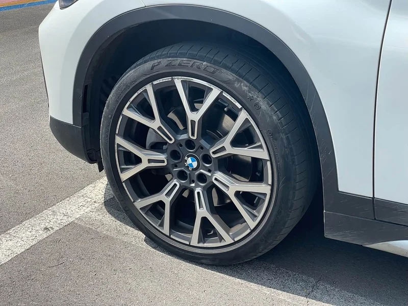 BMW X1 — фото 9