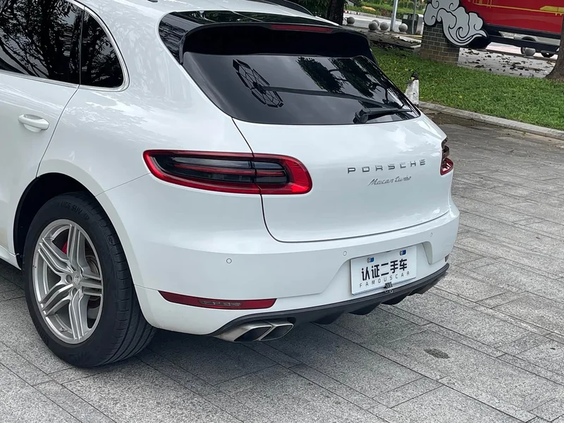 Porsche Macan — фото 22