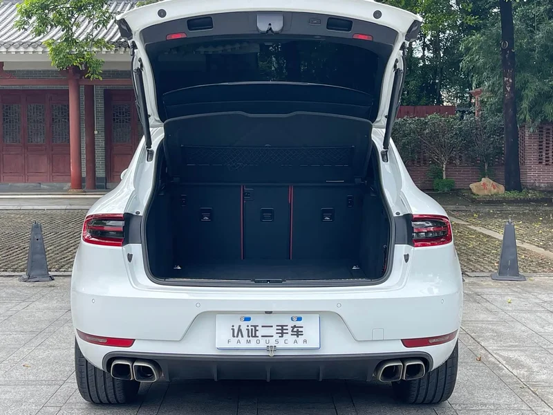 Porsche Macan — фото 23