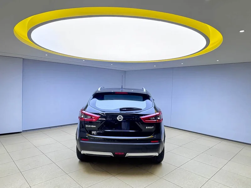 Nissan Qashqai — фото 5
