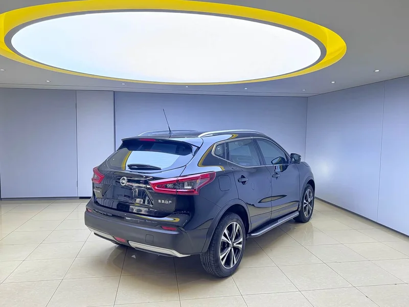 Nissan Qashqai — фото 6