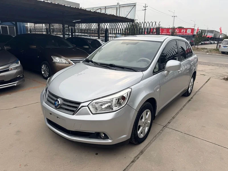 Venucia D50