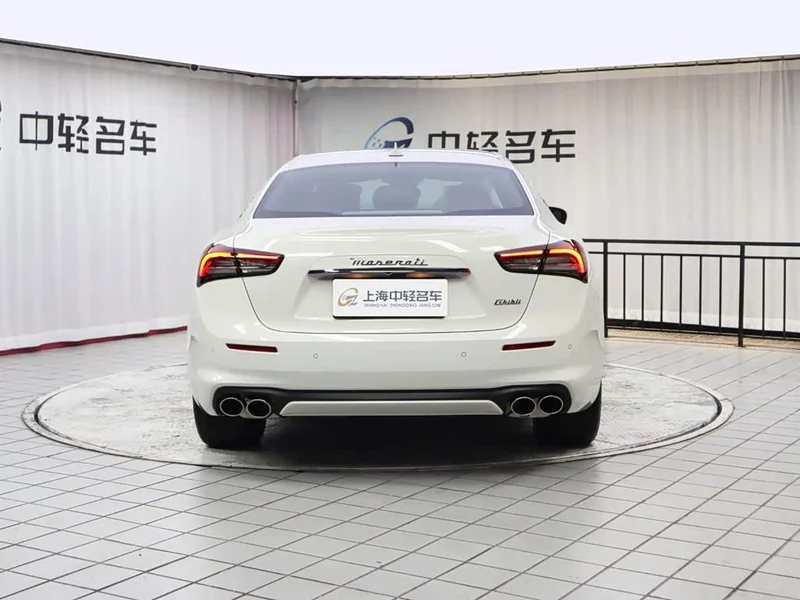 Maserati Ghibli — фото 16