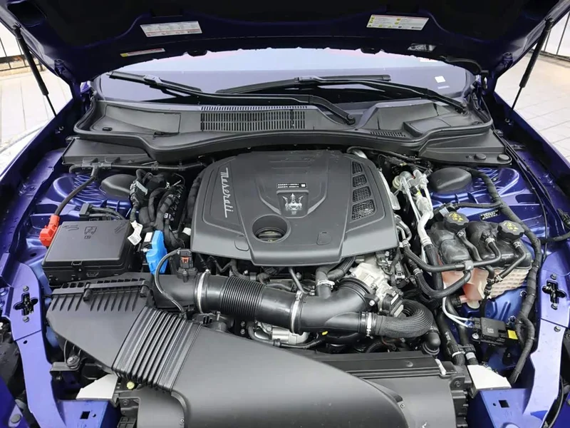Maserati Ghibli — фото 15