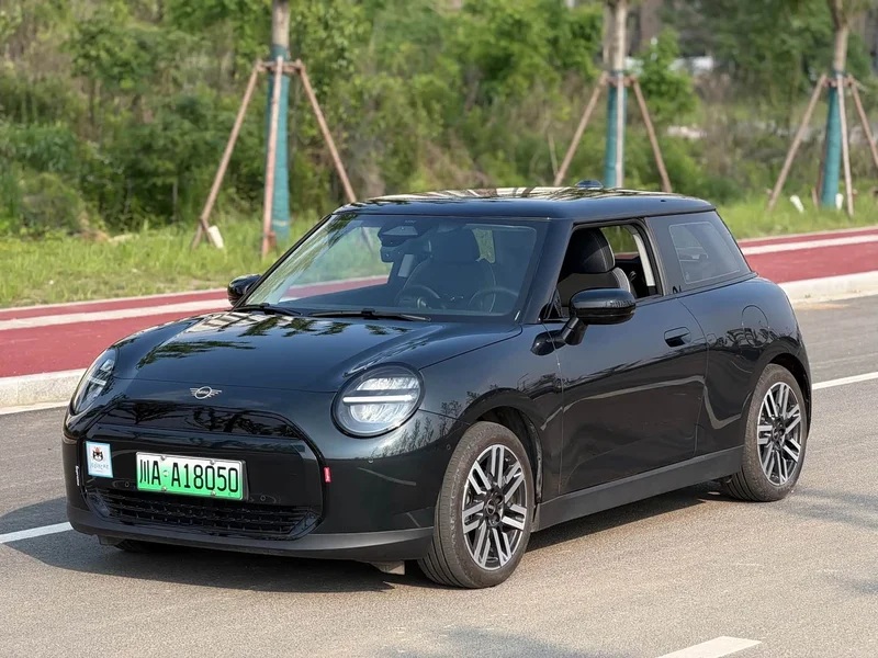 MINI Electric COOPER