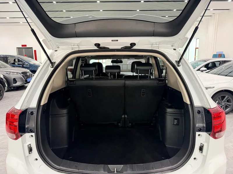 Mitsubishi Outlander — фото 14