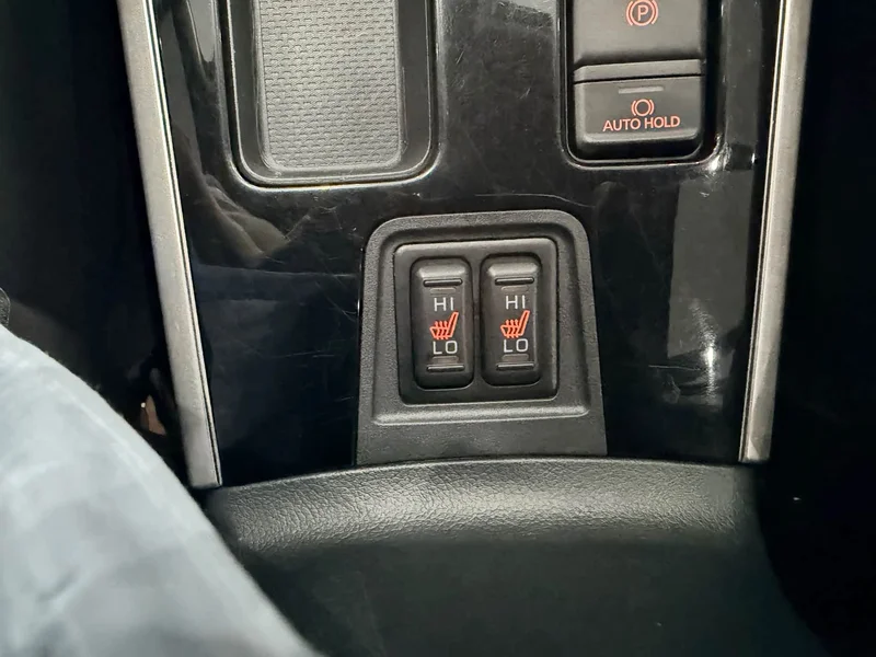 Mitsubishi Outlander — фото 8