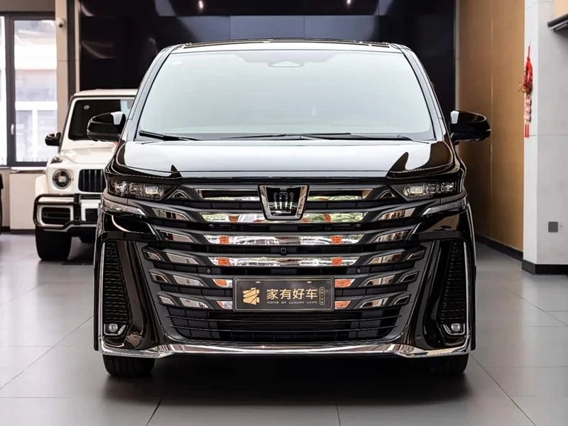 Toyota Vellfire — фото 2