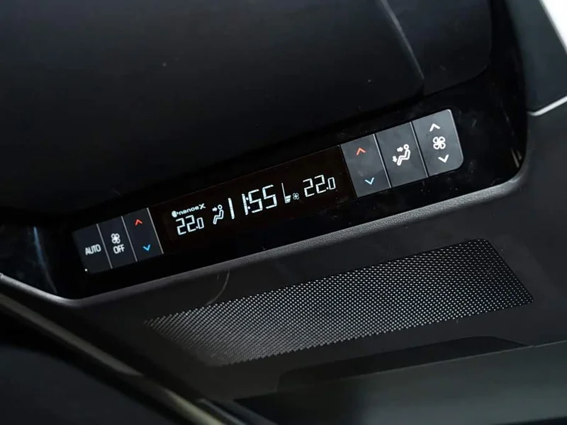 Toyota Vellfire — фото 28