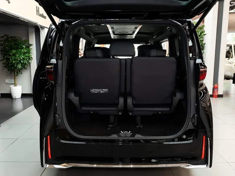 Toyota Vellfire — фото 6