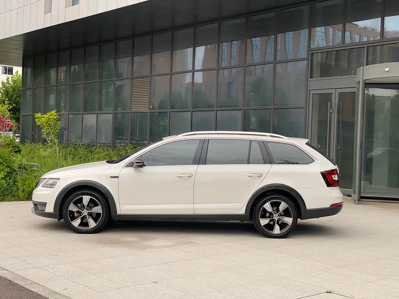 Volkswagen Octavia — фото 16
