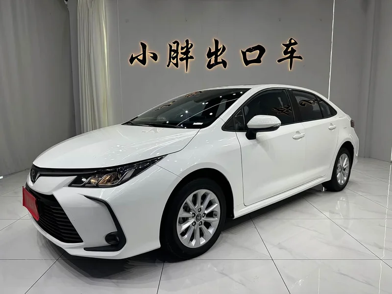 Toyota Corolla — фото 1