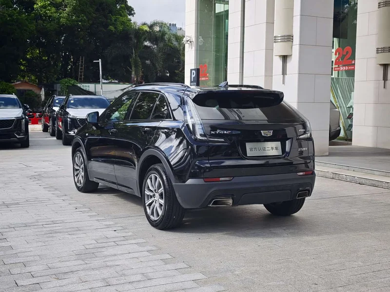 Cadillac XT4 — фото 4