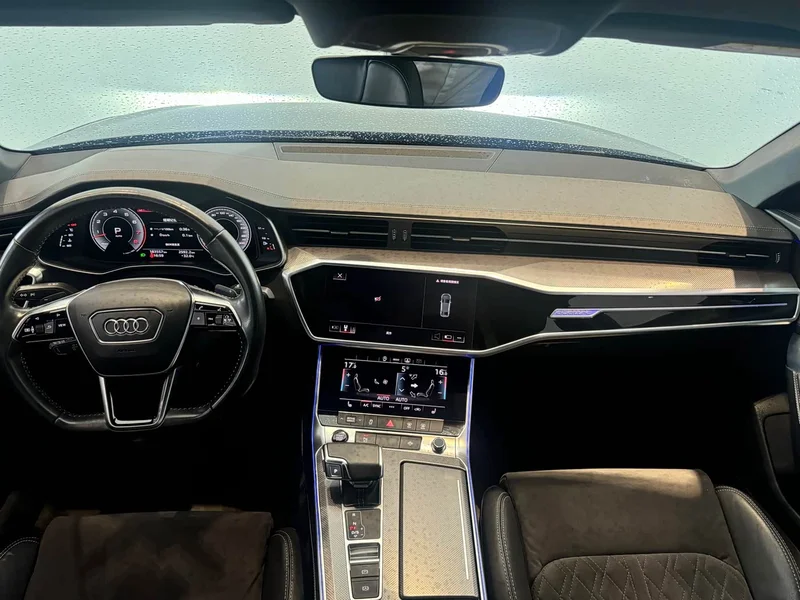 Audi A6L — фото 13