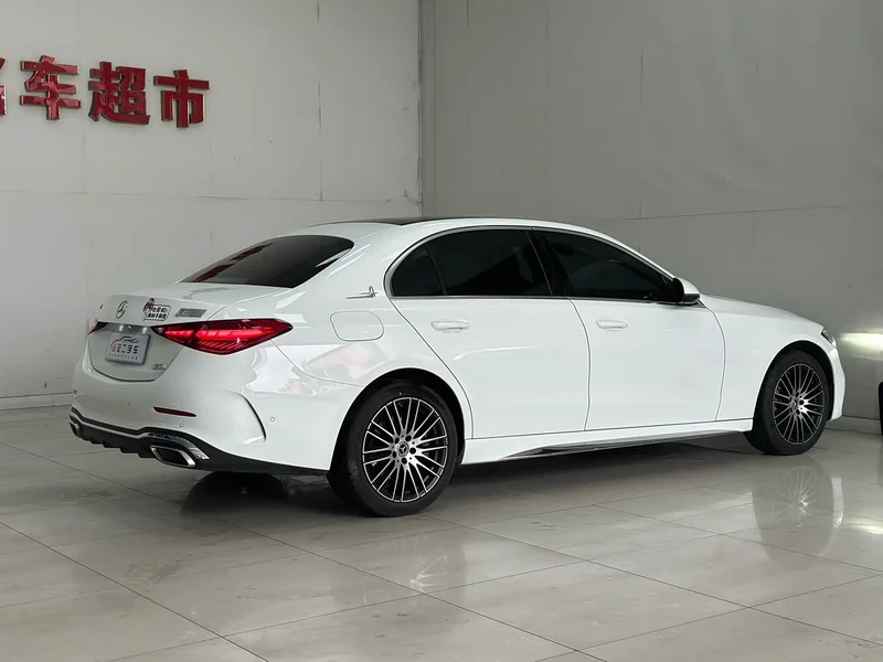Mercedes-Benz C-Class — фото 18