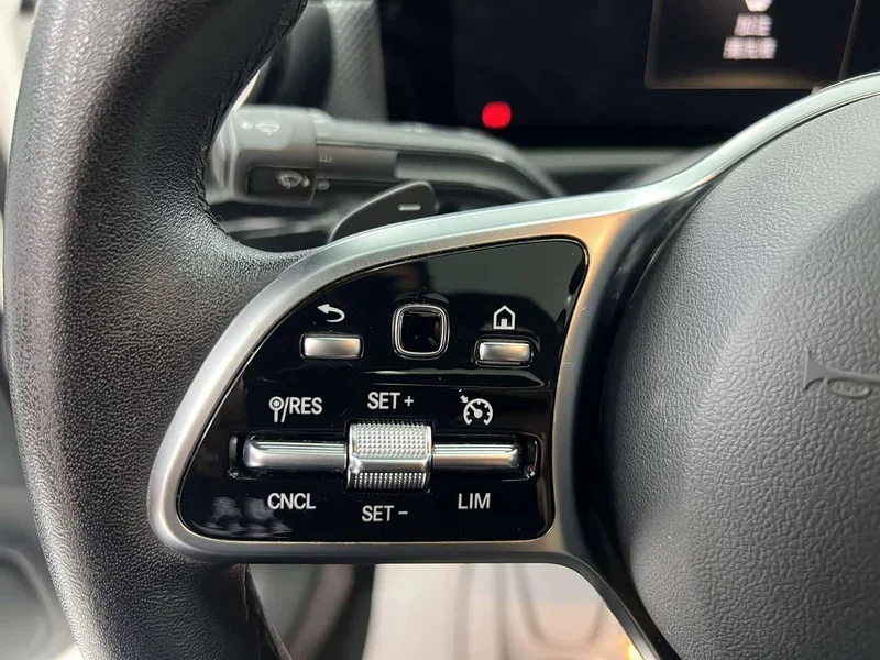 Mercedes-Benz A-Class — фото 14