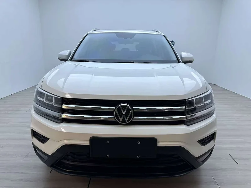 Volkswagen Tharu — фото 3