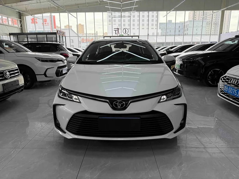 Toyota Corolla — фото 2