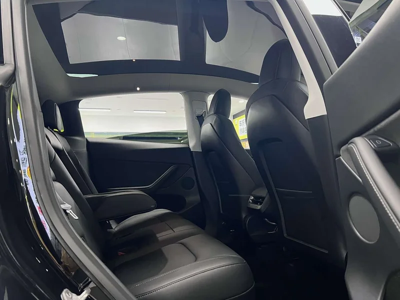 Tesla Model Y — фото 19