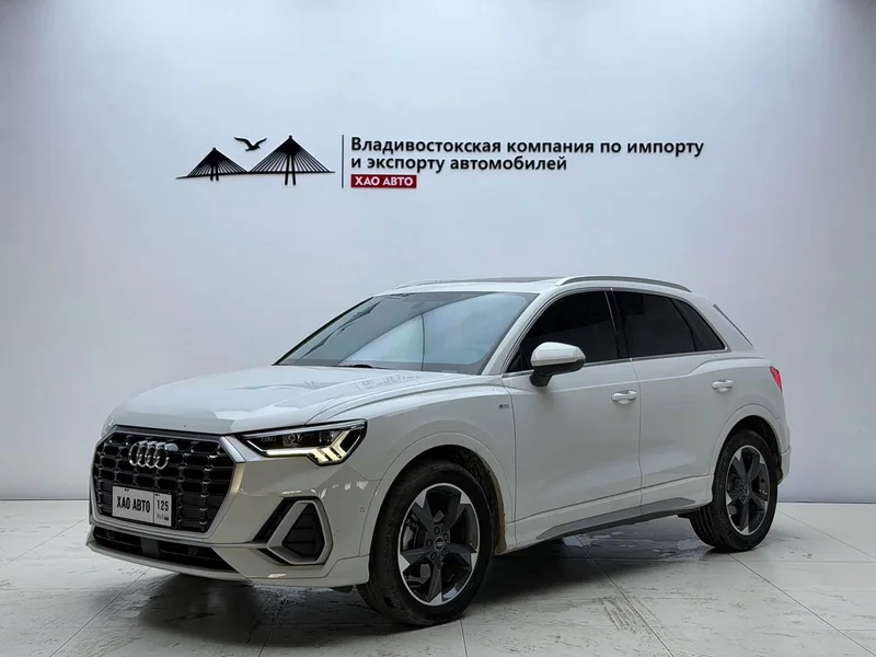 Audi Q3 — фото 1