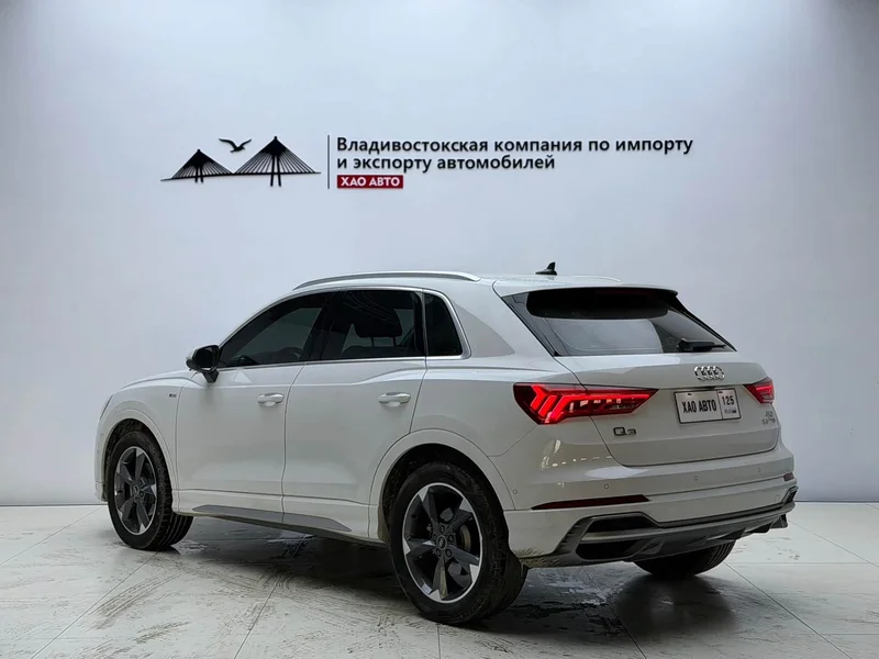 Audi Q3 — фото 4