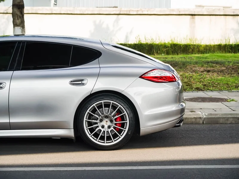 Porsche Panamera — фото 20