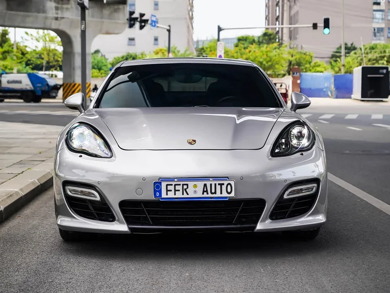 Porsche Panamera — фото 9