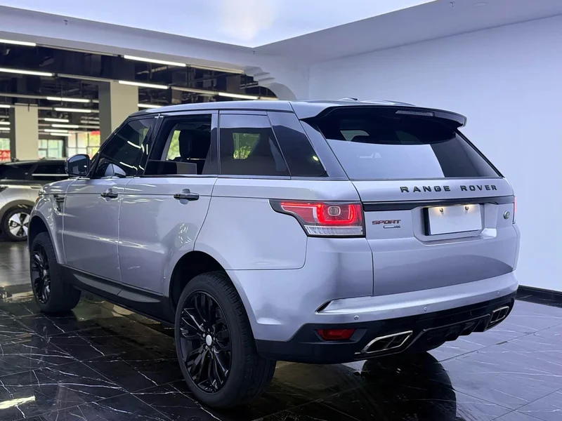 Land Rover Range Rover — фото 19