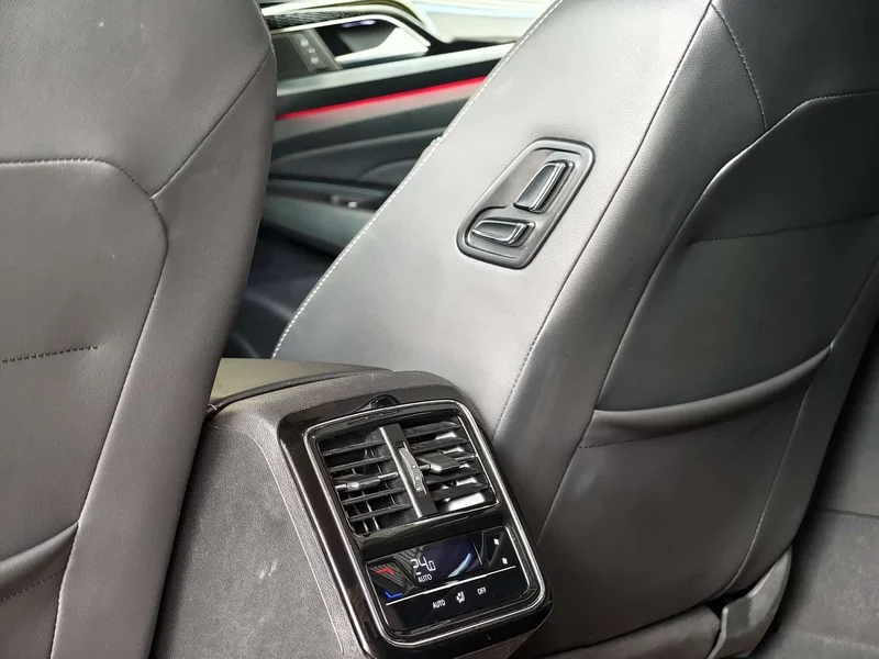 Volkswagen Passat — фото 15