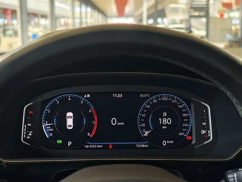 Volkswagen Passat — фото 8
