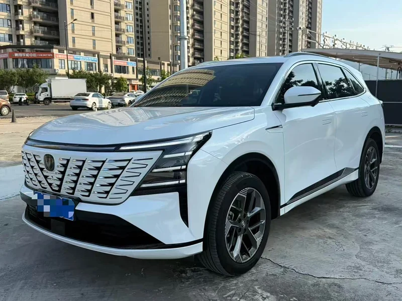 Changan CS75PLUS — фото 3
