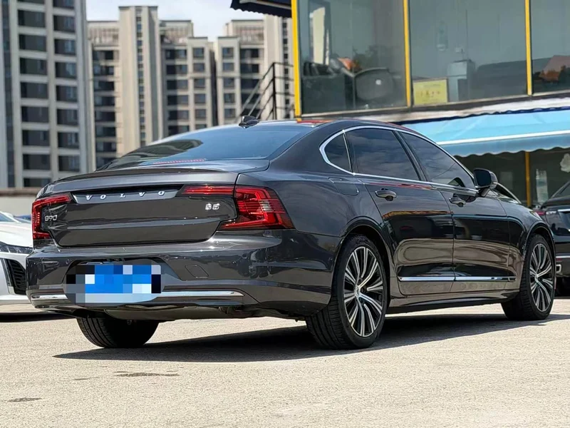 Volvo S90 — фото 4