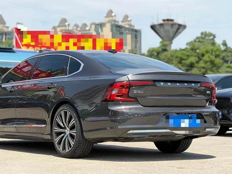 Volvo S90 — фото 6